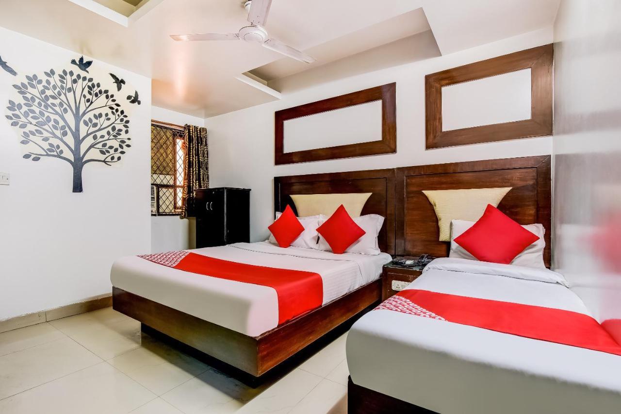 Oyo 7781 Hotel Sai International Új-Delhi Kültér fotó