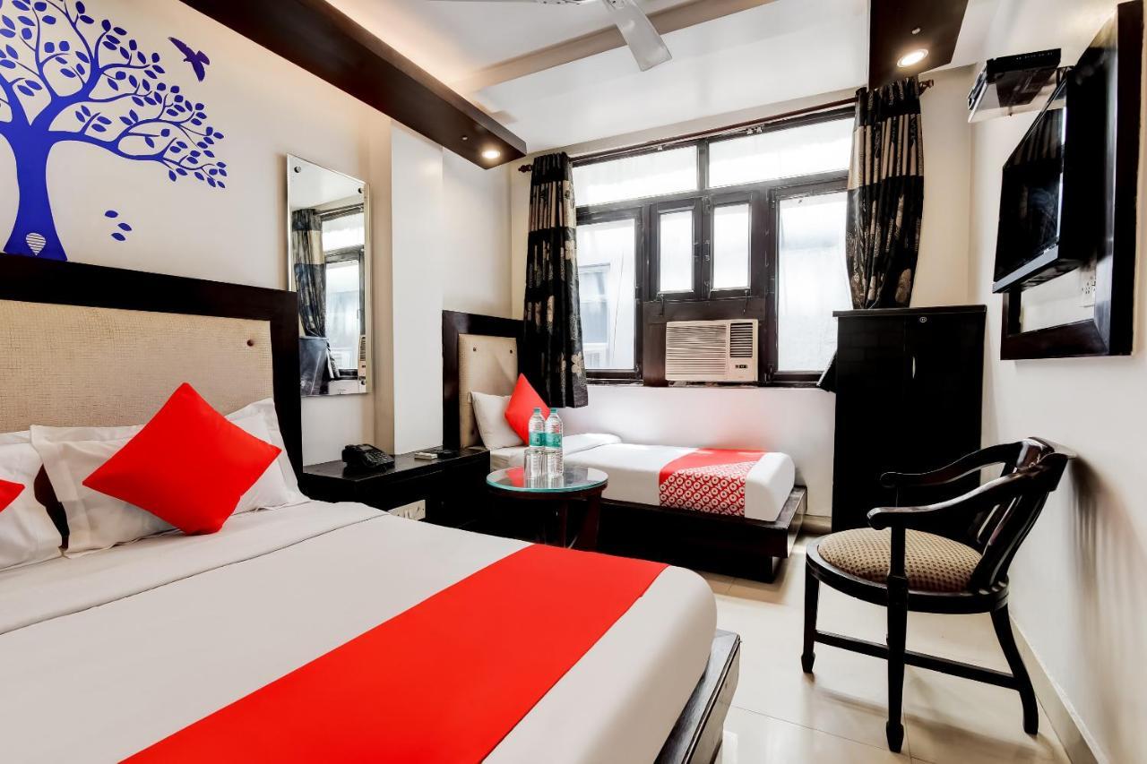 Oyo 7781 Hotel Sai International Új-Delhi Kültér fotó