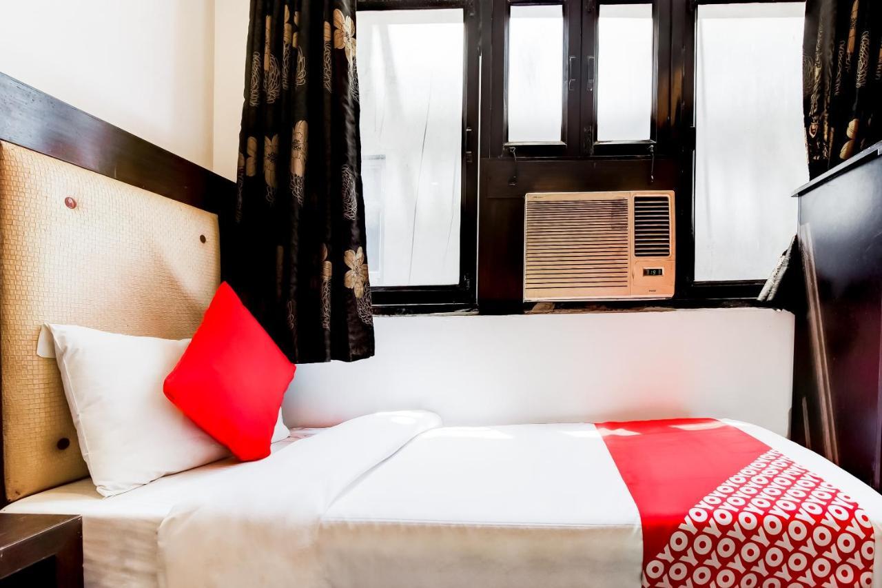 Oyo 7781 Hotel Sai International Új-Delhi Kültér fotó