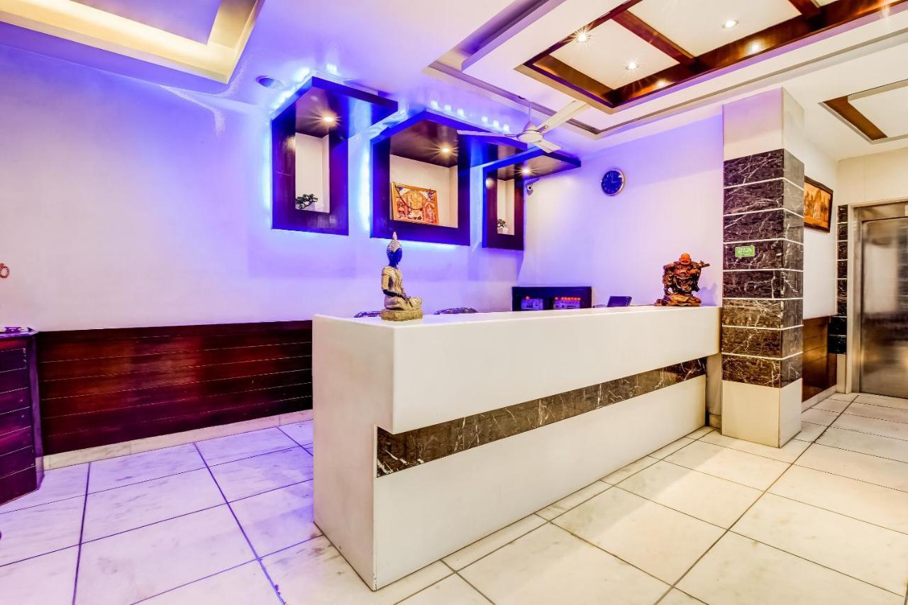 Oyo 7781 Hotel Sai International Új-Delhi Kültér fotó