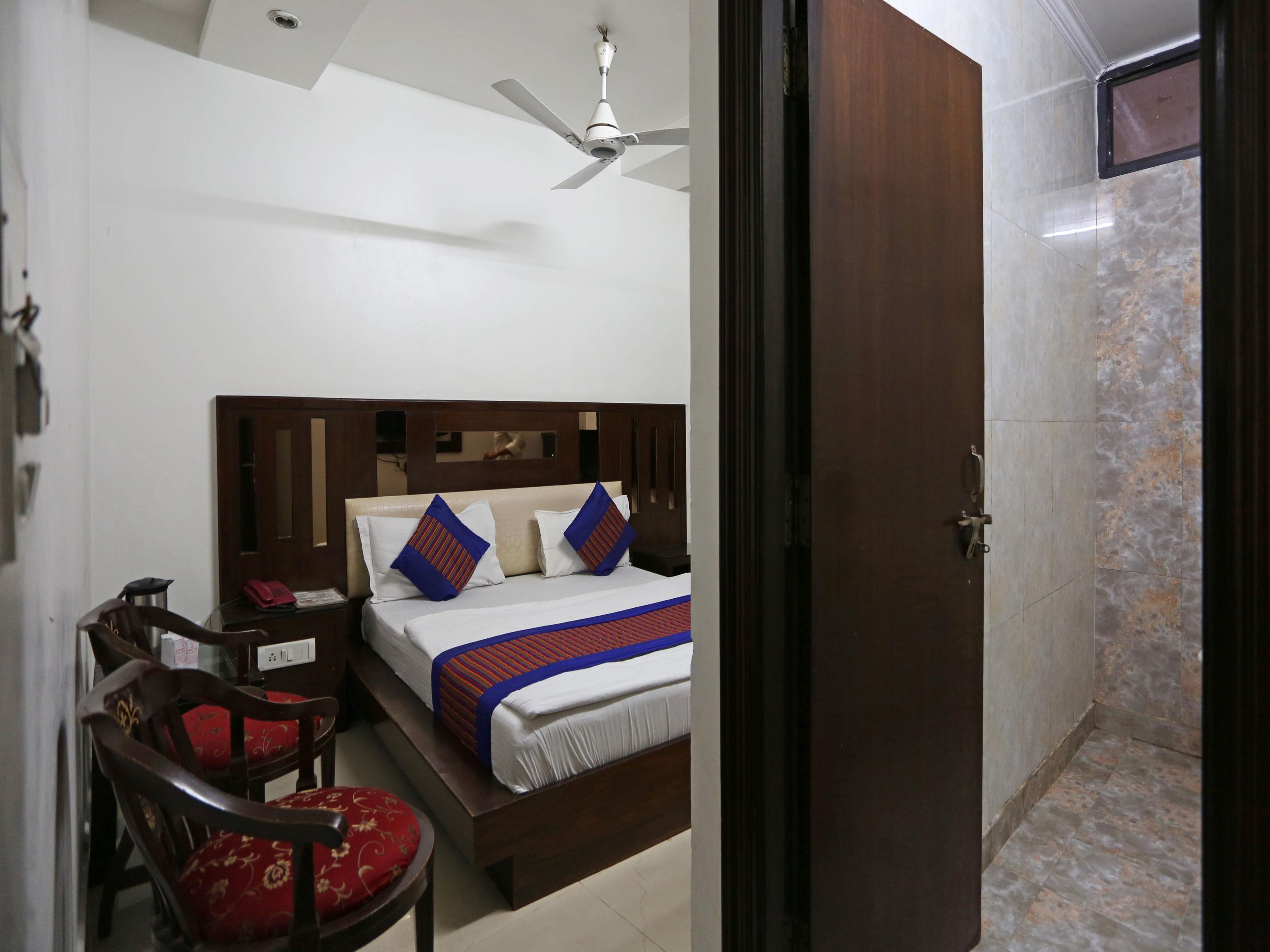 Oyo 7781 Hotel Sai International Új-Delhi Kültér fotó