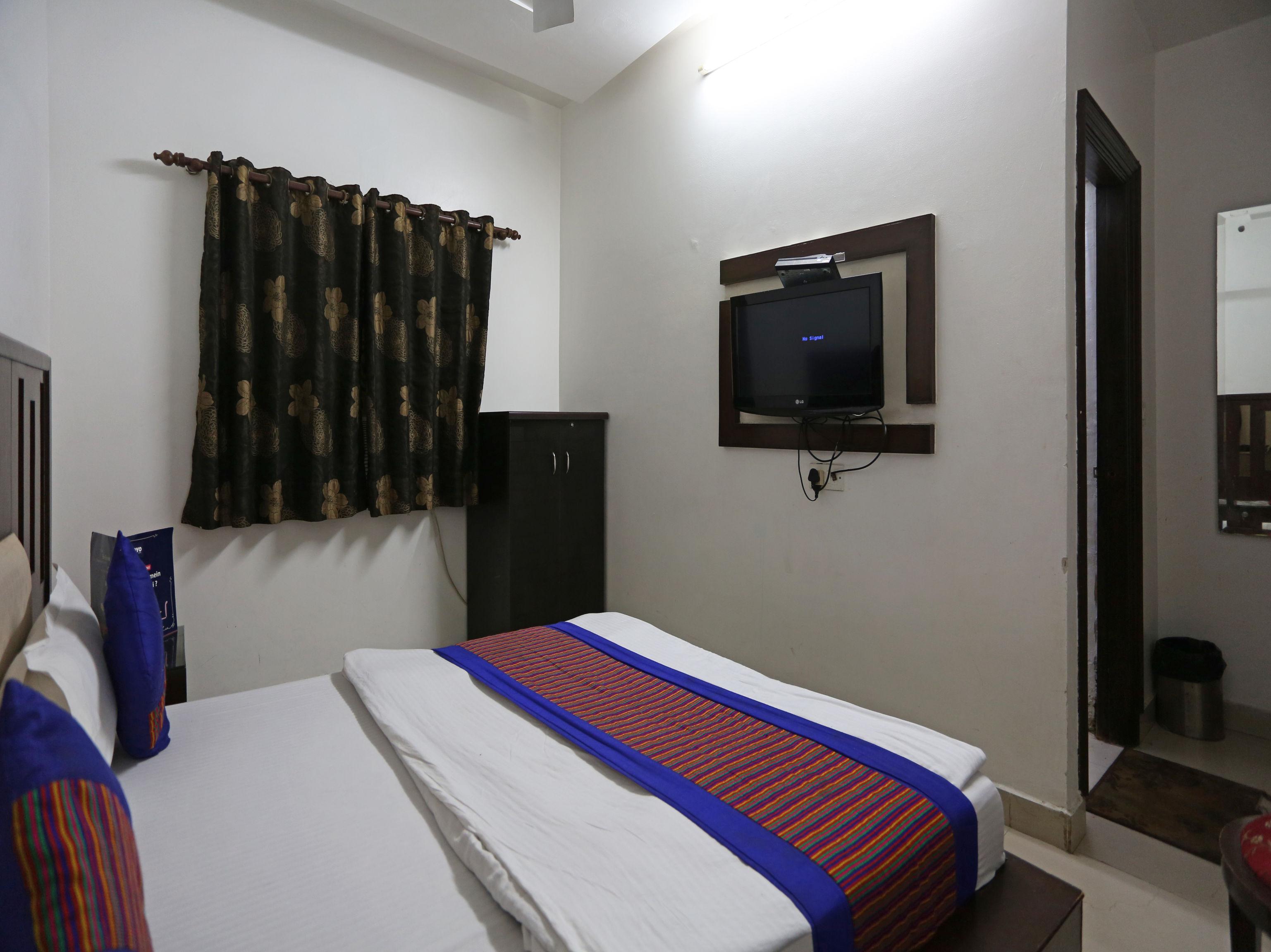 Oyo 7781 Hotel Sai International Új-Delhi Kültér fotó