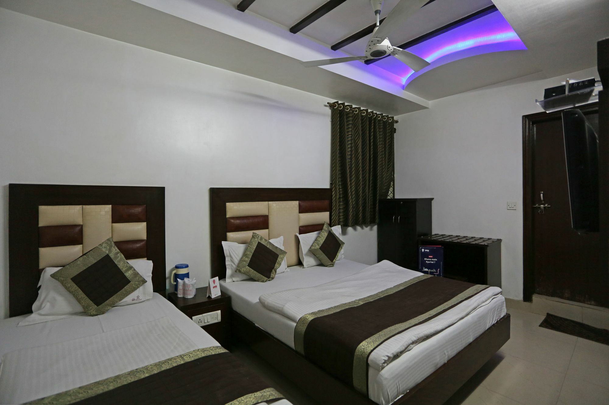 Oyo 7781 Hotel Sai International Új-Delhi Kültér fotó